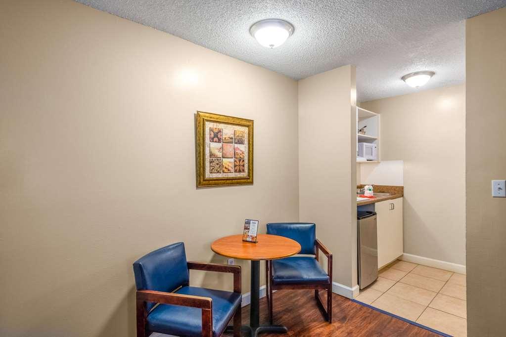 Tampa Bay Extended Stay - Airport Oda fotoğraf